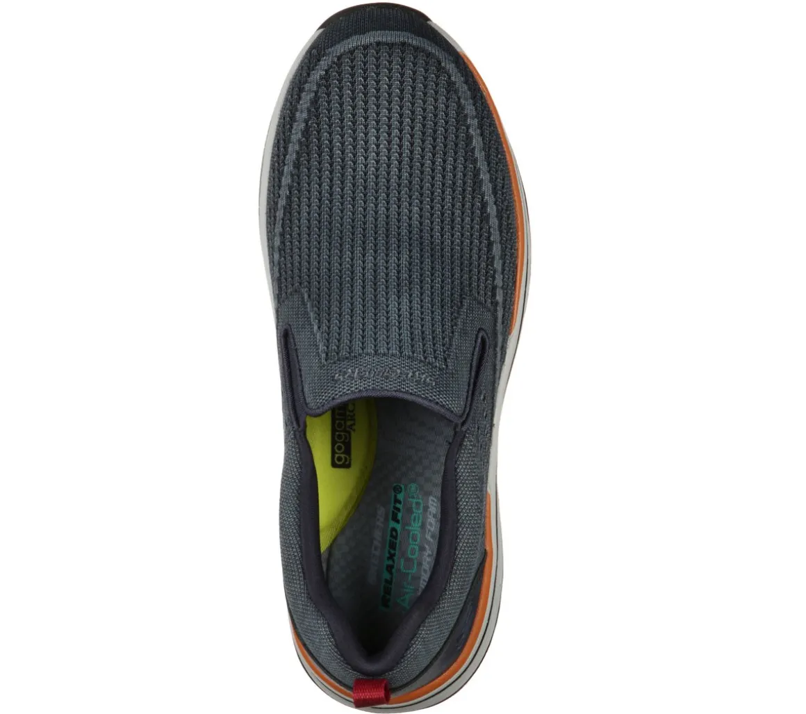 Relaxed Fit: Remaxed - Edlow