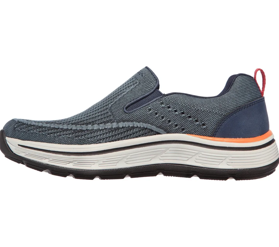 Relaxed Fit: Remaxed - Edlow