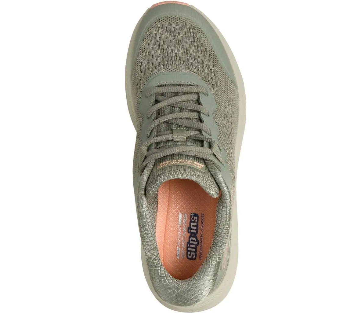 Skechers Slip-ins: BOBS Skillz - Too Essential