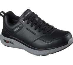 Waterproof Relaxed Fit: Arch Fit Crosser - Ronaldo